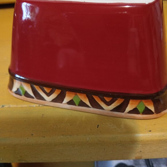 SMALL FITZ AND FLOYD DISH - Picture 2 of 4